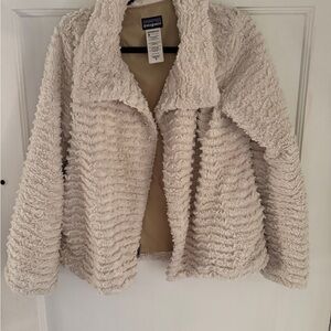 Patagonia Cream Teddy Jacket Plush Texture